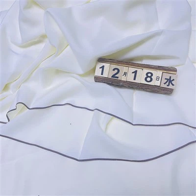 Πρωτότυπο κοστούμι Boski στη Λαχόρη